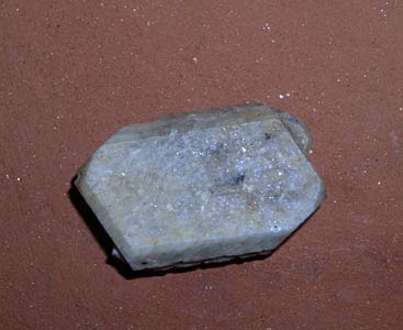 Ortosa en macla de Carlsbad (Zarzalejo)